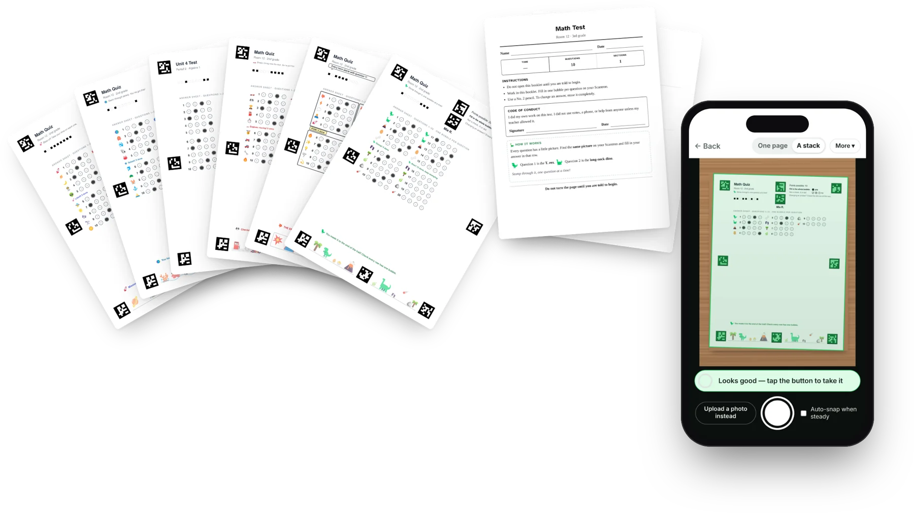 Scantrons de Teach Loudr en abanico con temas para niños y simple, un cuadernillo de examen y un celular escaneando